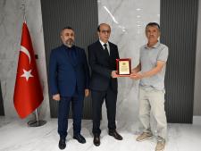 Başkan Geçit, En İyi Kirazı Seçme Etkinliğine Katılan Üreticileri Makamında Ağırladı